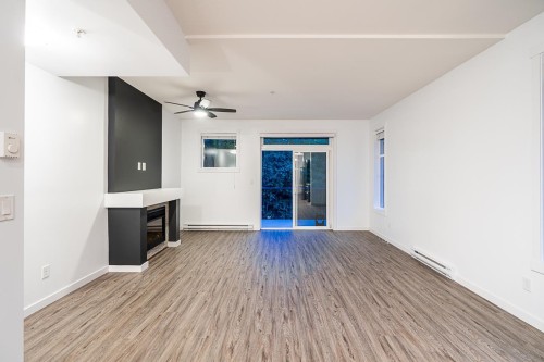 83-13819 232 Street, Maple Ridge, BC - Indoor Photo Showing Other Room