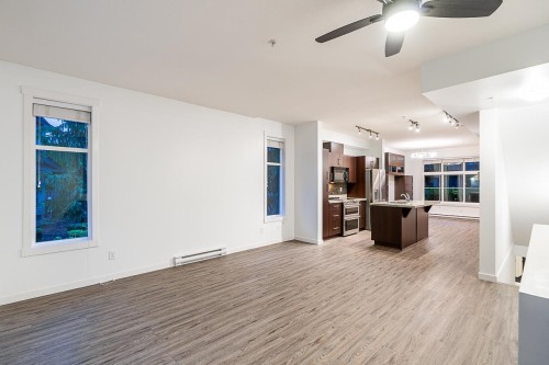 83-13819 232 Street, Maple Ridge, BC - Indoor Photo Showing Other Room