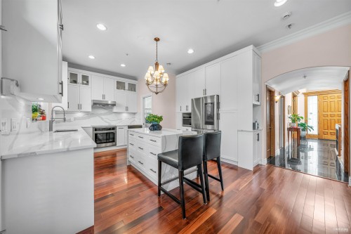 1285 47Th Avenue W, Vancouver, BC - Indoor Photo Showing Kitchen With Upgraded Kitchen