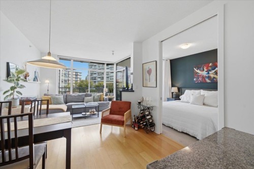 512-298 E 11Th Avenue, Vancouver, BC - Indoor Photo Showing Other Room