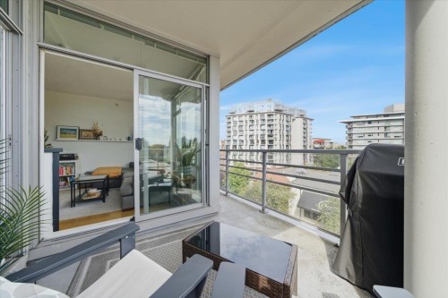512-298 E 11Th Avenue, Vancouver, BC - Outdoor With Exterior