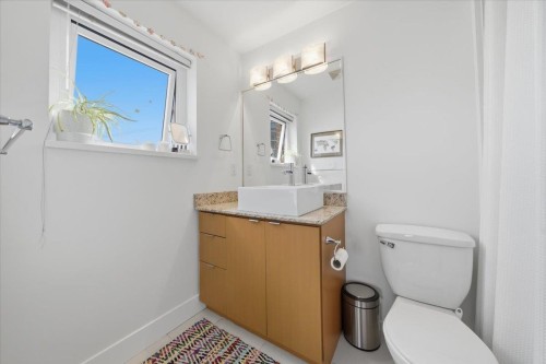 512-298 E 11Th Avenue, Vancouver, BC - Indoor Photo Showing Bathroom