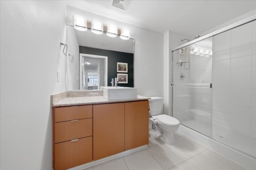 512-298 E 11Th Avenue, Vancouver, BC - Indoor Photo Showing Bathroom