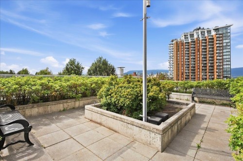 512-298 E 11Th Avenue, Vancouver, BC - Outdoor