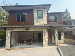 1180 Tuxedo Drive  Port Moody, BC V3H 1L4