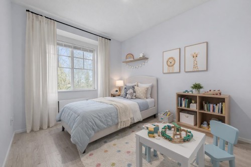 7336 Salisbury Avenue, Burnaby, BC - Indoor Photo Showing Bedroom