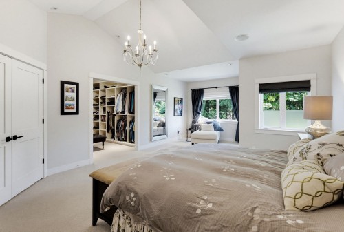 930 Selkirk Crescent, Coquitlam, BC - Indoor Photo Showing Bedroom