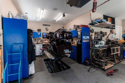 930 Selkirk Crescent, Coquitlam, BC - Indoor