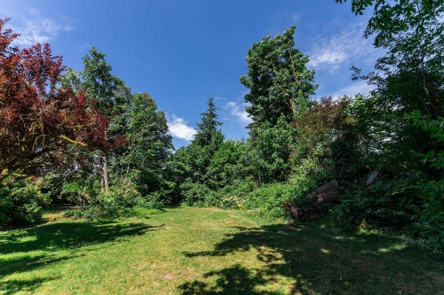 930 Selkirk Crescent, Coquitlam, BC - Outdoor