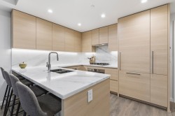 308-308 Morrissey Road  Port Moody, BC V3H 0M2