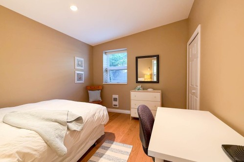 Withheld Withheld, North Vancouver, BC - Indoor Photo Showing Bedroom