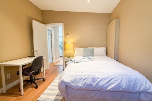 Withheld Withheld, North Vancouver, BC - Indoor Photo Showing Bedroom