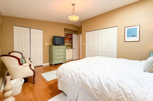 Withheld Withheld, North Vancouver, BC - Indoor Photo Showing Bedroom