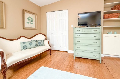 Withheld Withheld, North Vancouver, BC - Indoor Photo Showing Bedroom