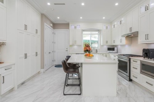 8559 Montcalm Street, Vancouver, BC - Indoor Photo Showing Kitchen