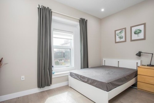 8559 Montcalm Street, Vancouver, BC - Indoor Photo Showing Bedroom