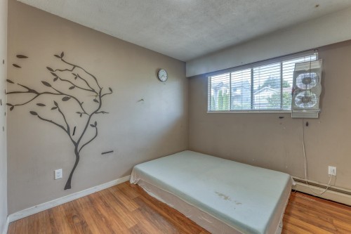 920 Harris Avenue, Coquitlam, BC - Indoor
