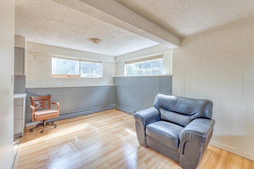 920 Harris Avenue, Coquitlam, BC - Indoor