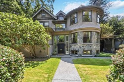 1188 Laurier Avenue  Vancouver, BC V6H 1Y5