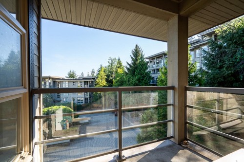 516-9319 University Crescent, Burnaby, BC - Outdoor With Balcony With Exterior
