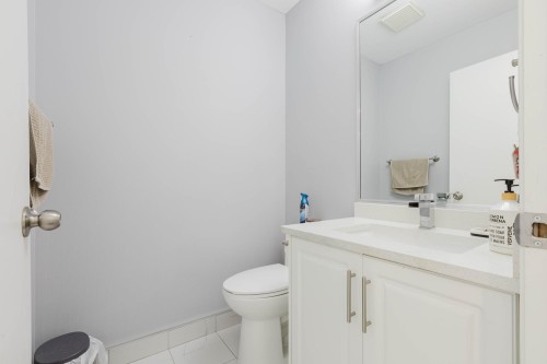 40-1355 Citadel Drive, Port Coquitlam, BC - Indoor Photo Showing Bathroom