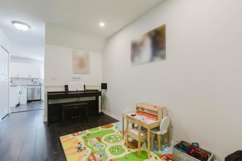 40-1355 Citadel Drive, Port Coquitlam, BC - Indoor