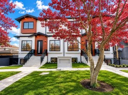 4-6692 Napier Street Burnaby, BC V5B 2C3