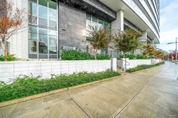 TH-05-8555 Capstan Way  Richmond, BC V6X 0W1
