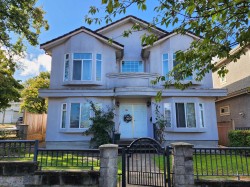 35xx Normandy Drive North Vancouver, BC V5M 2E7