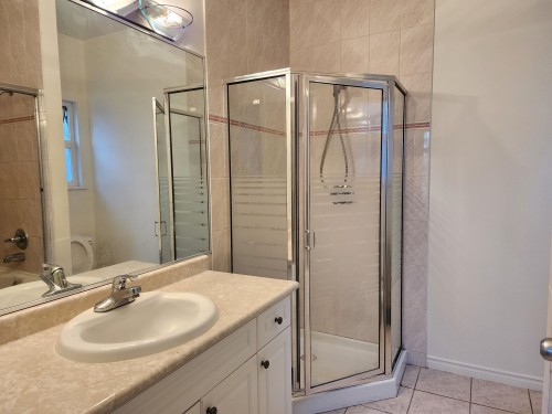 35xx Normandy Drive , Vancouver, BC V5M 2E7 5