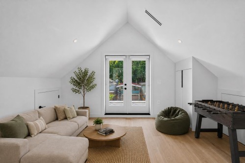 2-58 40Th Avenue E, Vancouver, BC - Indoor