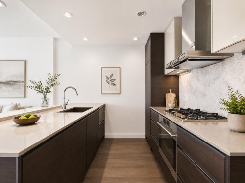 4507-4670 Assembly Way, Burnaby, BC - Indoor Photo Showing Kitchen With Upgraded Kitchen