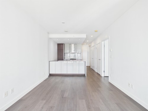 4507-4670 Assembly Way, Burnaby, BC - Indoor
