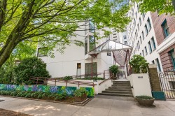 602-1042 Nelson Street Vancouver, BC V6E 1H8