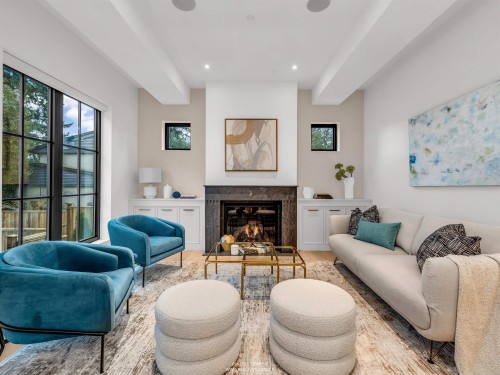 4090 Maple Crescent, Vancouver, BC - Indoor Photo Showing Living Room With Fireplace