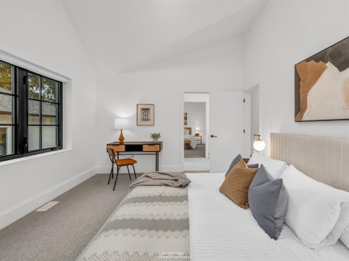 4090 Maple Crescent, Vancouver, BC - Indoor Photo Showing Bedroom