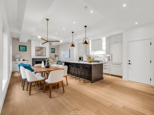 4090 Maple Crescent, Vancouver, BC - Indoor