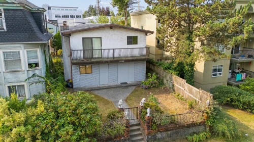 1546 Adanac Street, Vancouver, BC - Outdoor