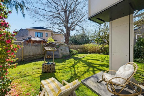4440 River Road, Richmond, BC - Outdoor