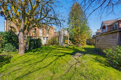 4440 River Road, Richmond, BC - Outdoor