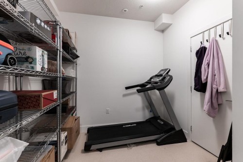 8123 Shaughnessy Street, Vancouver, BC - Indoor