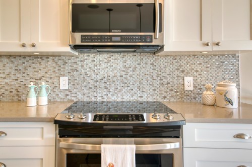 6369 Jasper Road, Sechelt, BC - Indoor Photo Showing Kitchen With Upgraded Kitchen