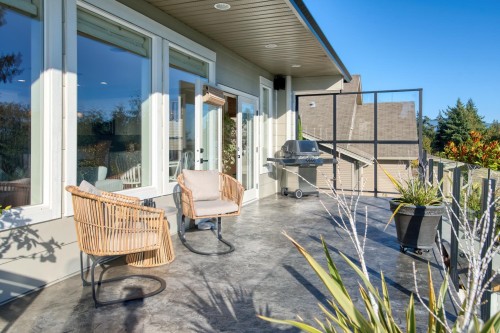 6369 Jasper Road, Sechelt, BC - Outdoor With Deck Patio Veranda With Exterior
