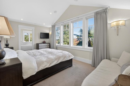 1850 36Th Avenue W, Vancouver, BC - Indoor Photo Showing Bedroom