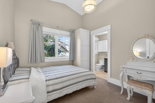 1850 36Th Avenue W, Vancouver, BC - Indoor Photo Showing Bedroom