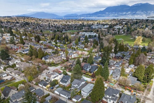 1850 36Th Avenue W, Vancouver, BC - Outdoor With View
