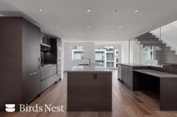302-1516 Atlas Lane Vancouver, BC V6P 0E1