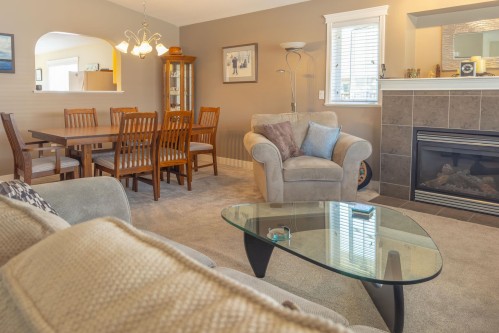5692 Louise Way, Sechelt, BC - Indoor Photo Showing Other Room With Fireplace