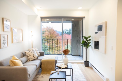 406-37994 Second Avenue, Squamish, BC - Indoor