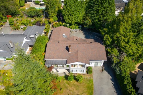 1181 Chartwell Drive, West Vancouver, BC - Outdoor